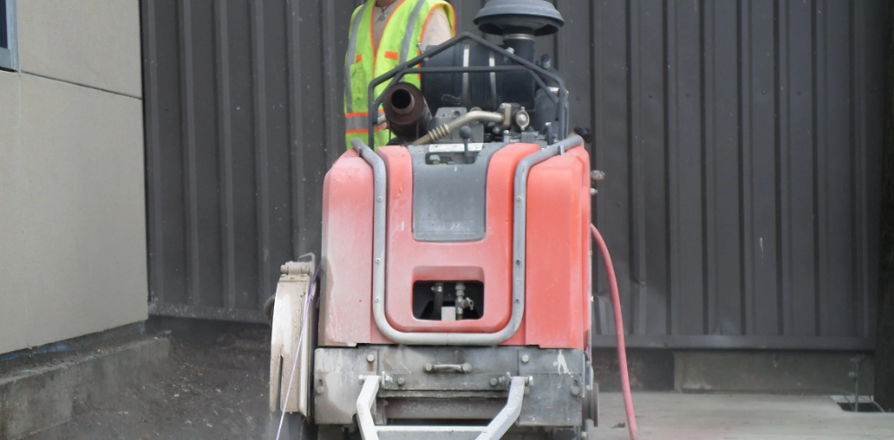 Commercial slab saw cutting — diesel & electric service (Photo 22)